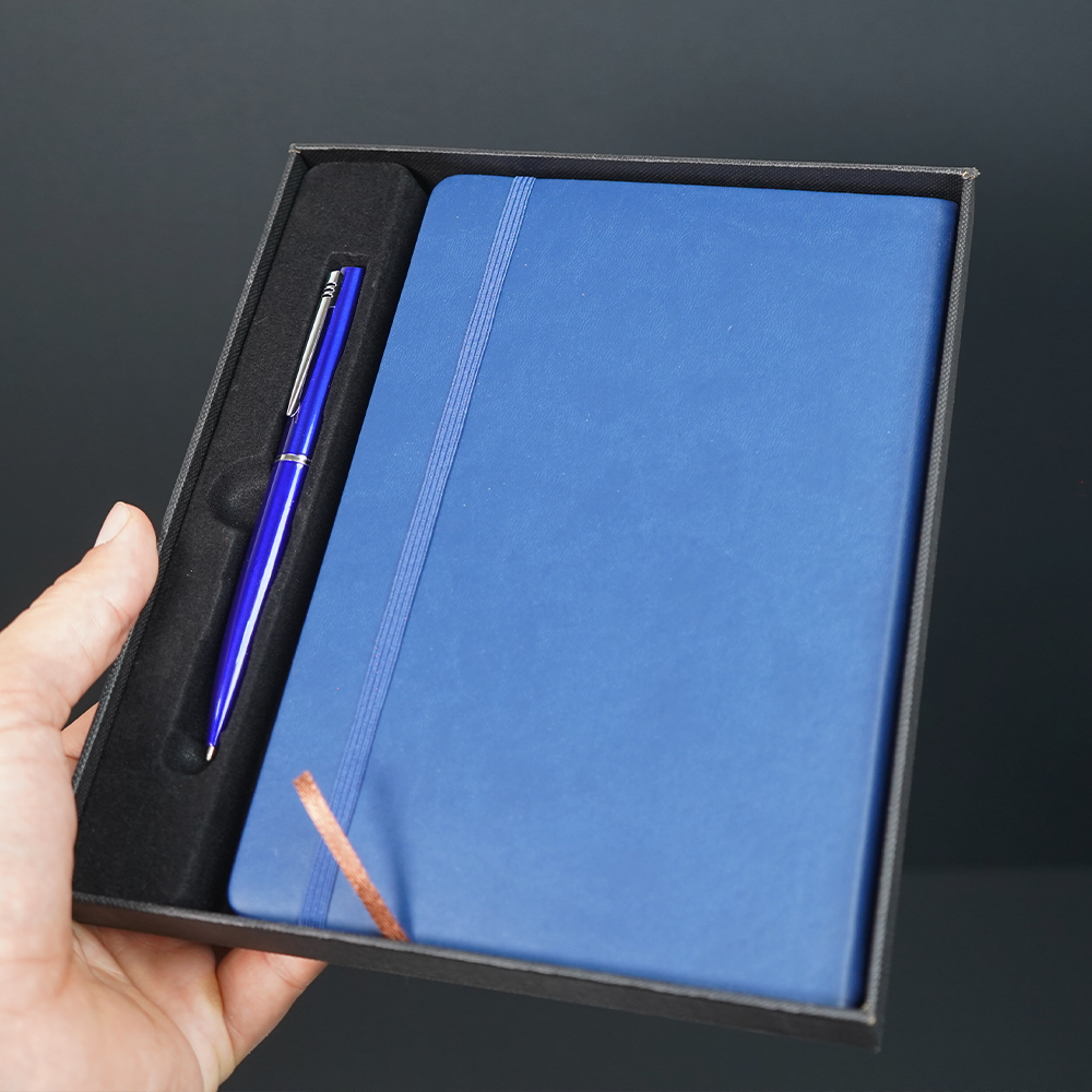 Notebook with metal pen Gift box GBU01