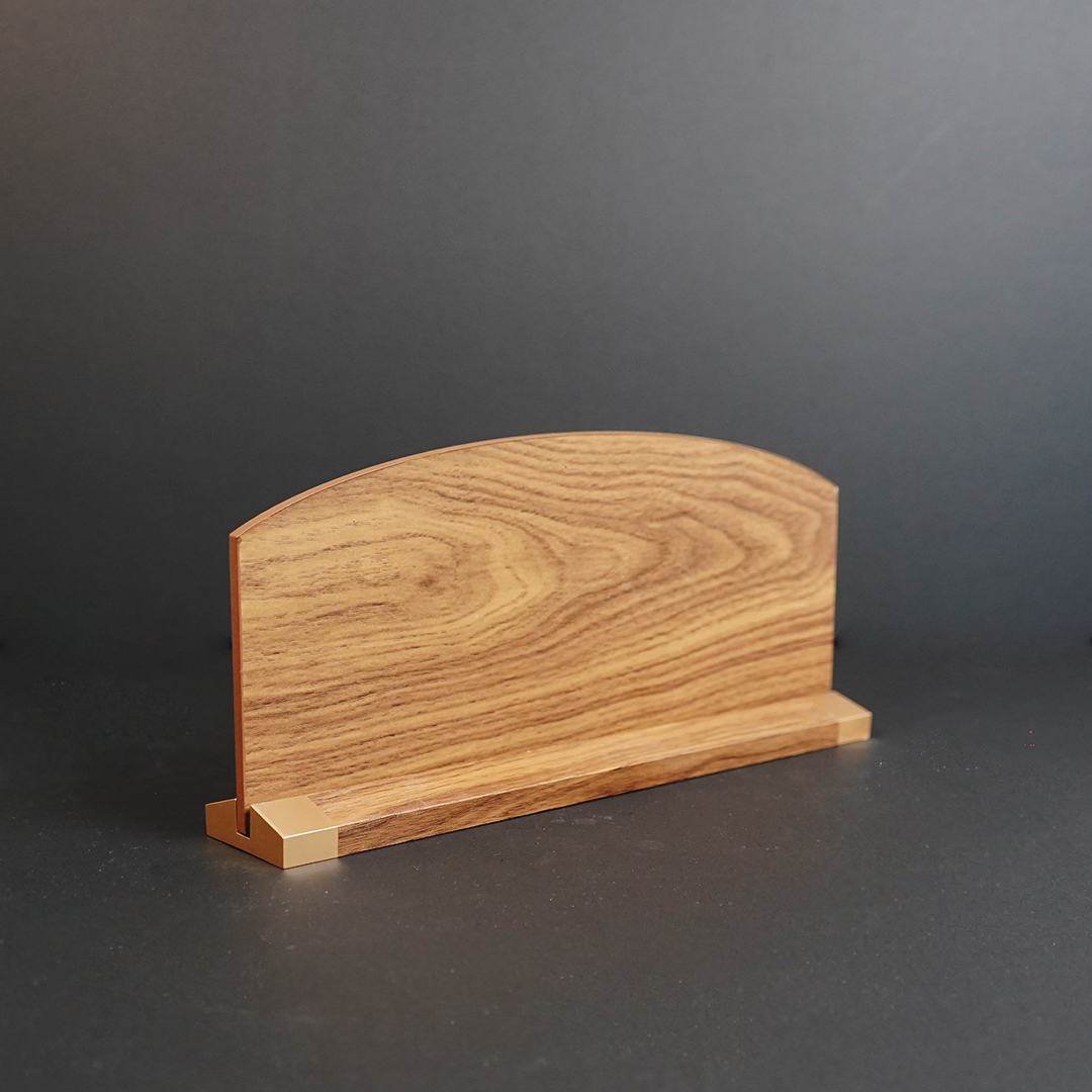 Name plate wood NP01